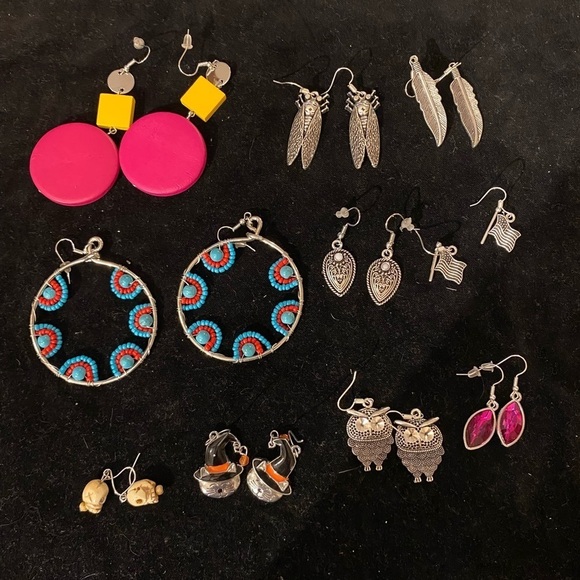 Lot 7- Bundle of 9 Dangle Earrings (EF) - Picture 2 of 6